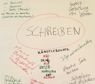 42513309_1932375200398633_3169846620778921984_n